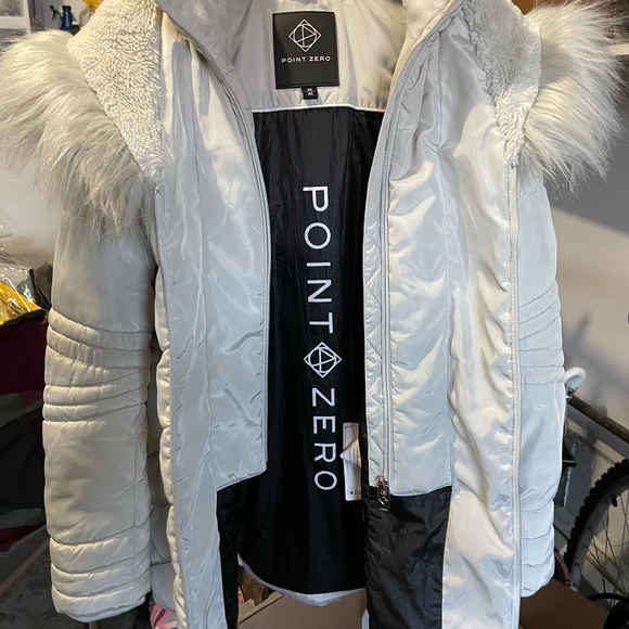 Point Zero coat - Picture 4 of 5